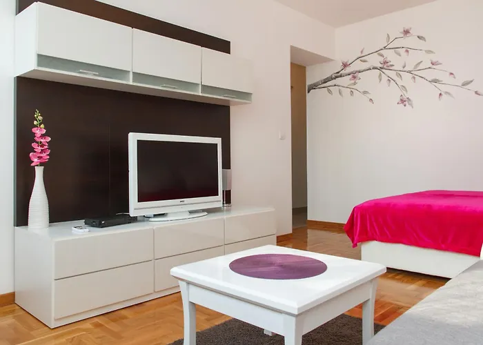 Stay In Apartments